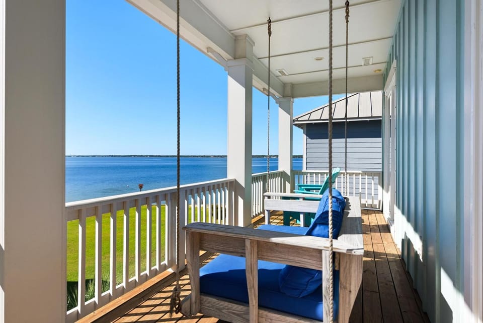Driftwood Cottage House in Pensacola Beach