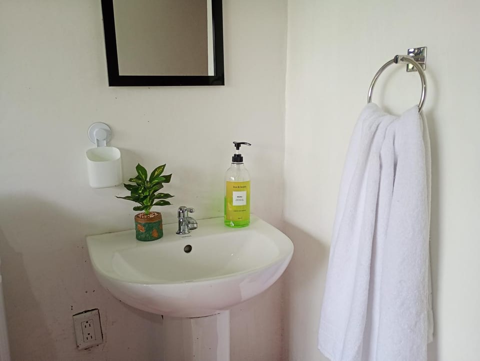 Bathroom, towels