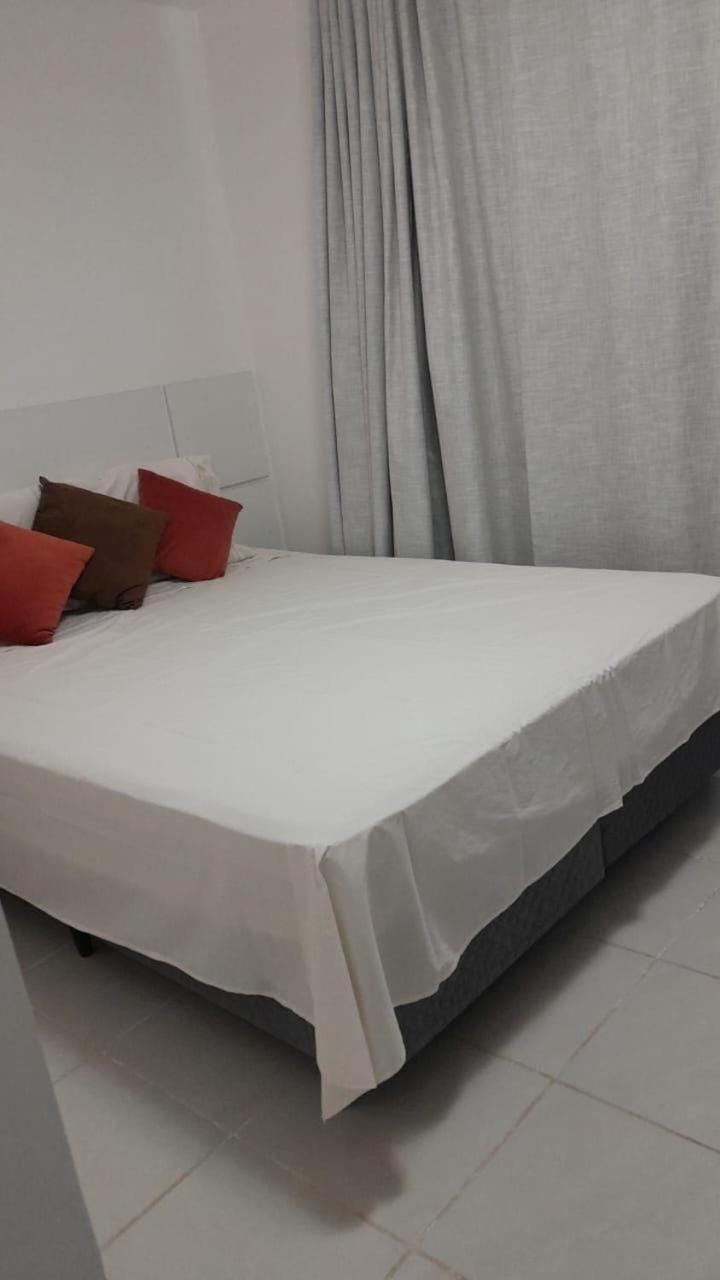 Itacimirim 3 quartos pé na areia House in Camaçari