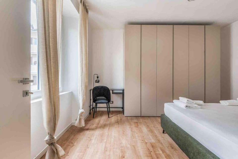 design luxury apartment-centre of the city-AIRPORT Apartment in Bergamo