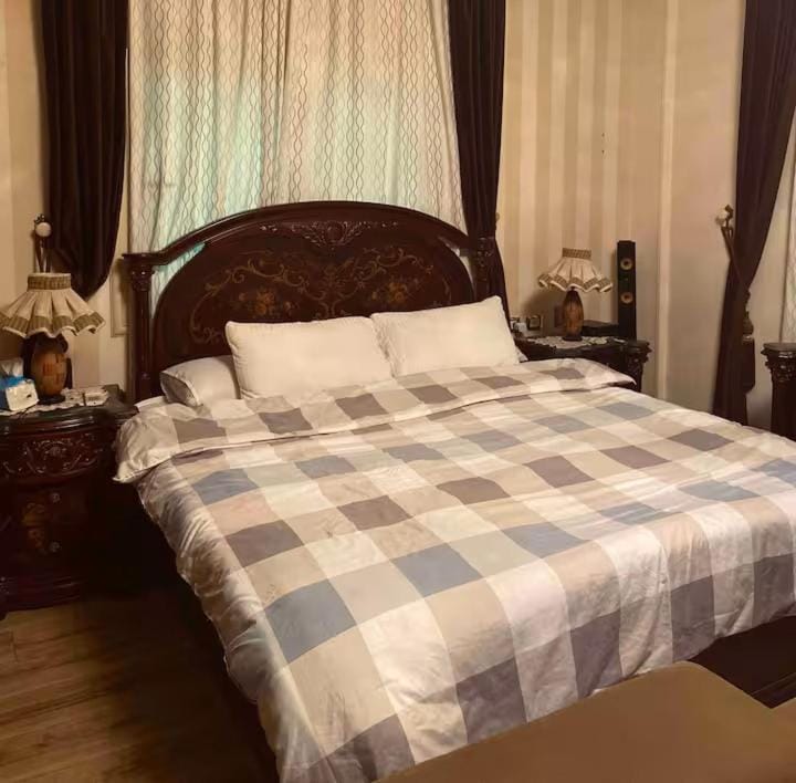Sunny & Spacious room close to the Airport! Vacation rental in New Cairo City
