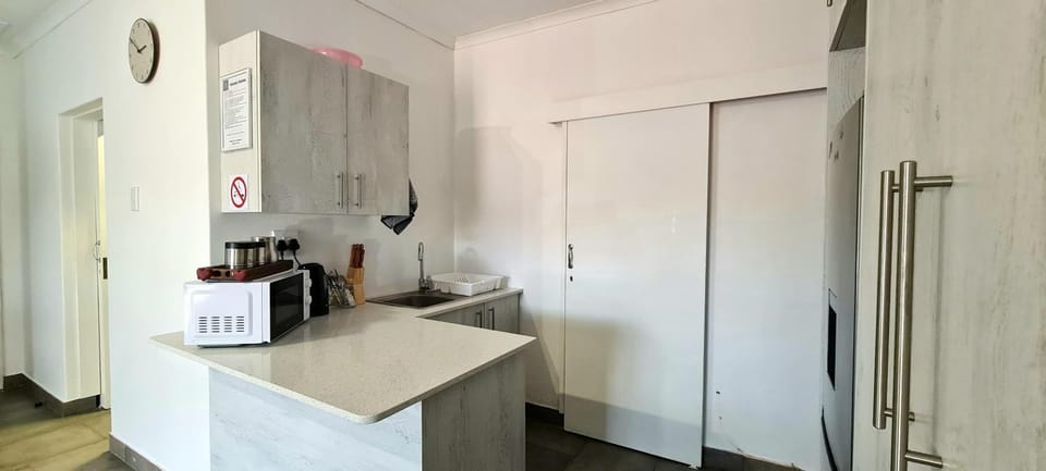 Coffee/tea facilities, Kitchen or kitchenette, minibar