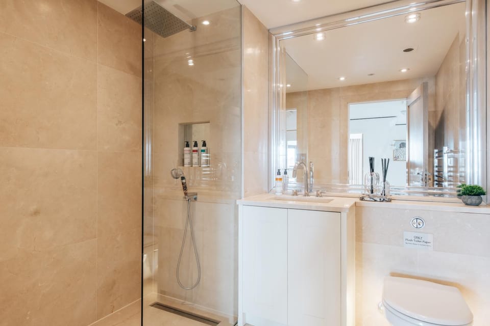 Bathroom, Bath