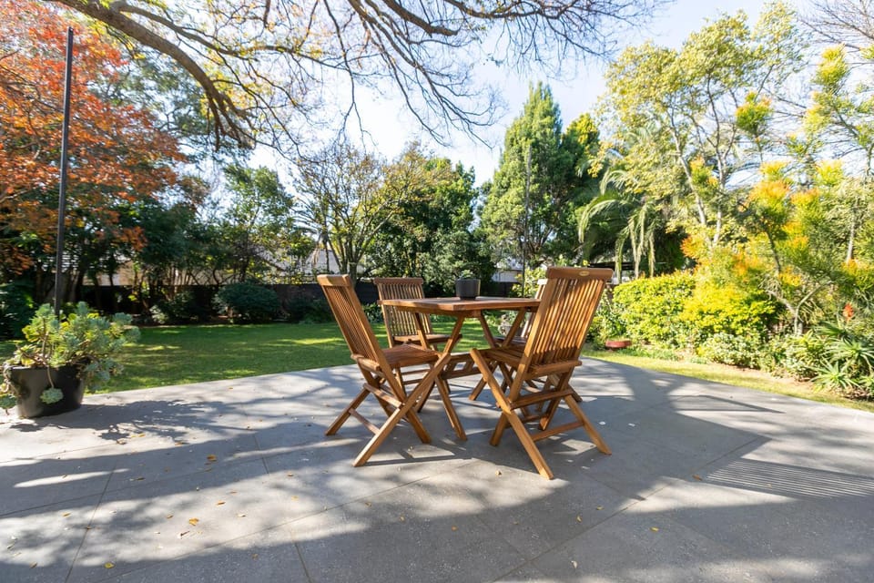 Patio, Garden view