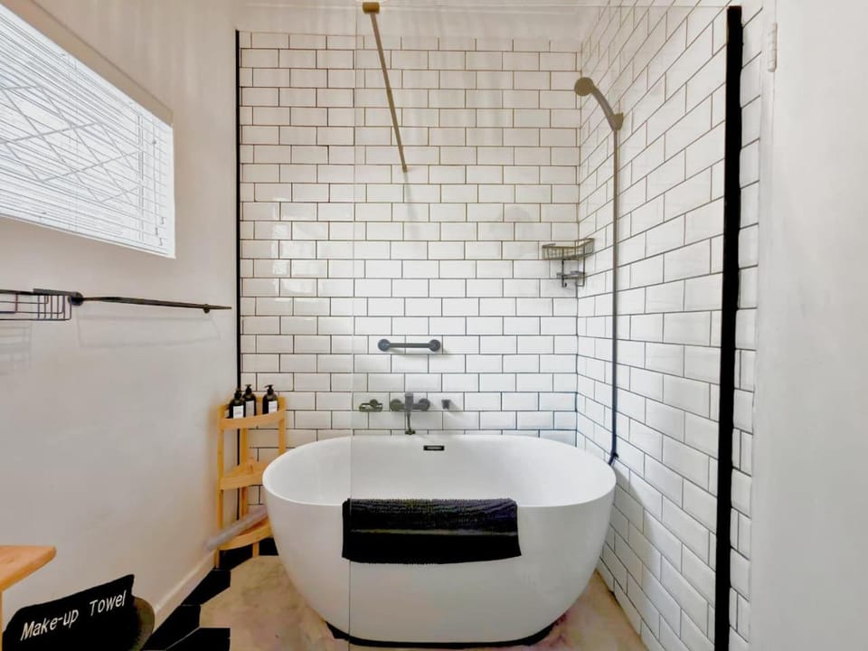 Shower, Bathroom, Bath
