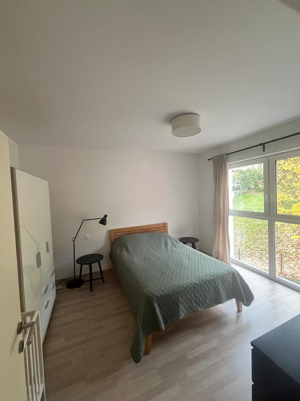 Bed, Bedroom, internet
