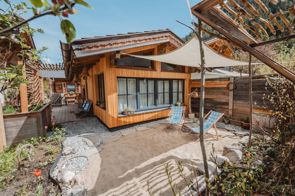 Garden, Balcony/Terrace