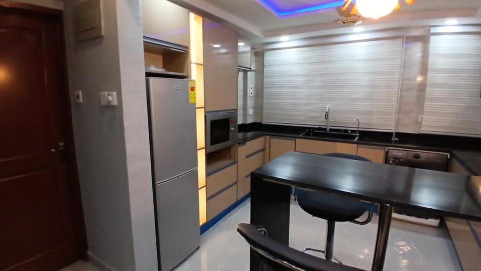 Beatrix Valley, 2 Bedroom Modern Luxury Apartment in Greater Accra Region, Ghana