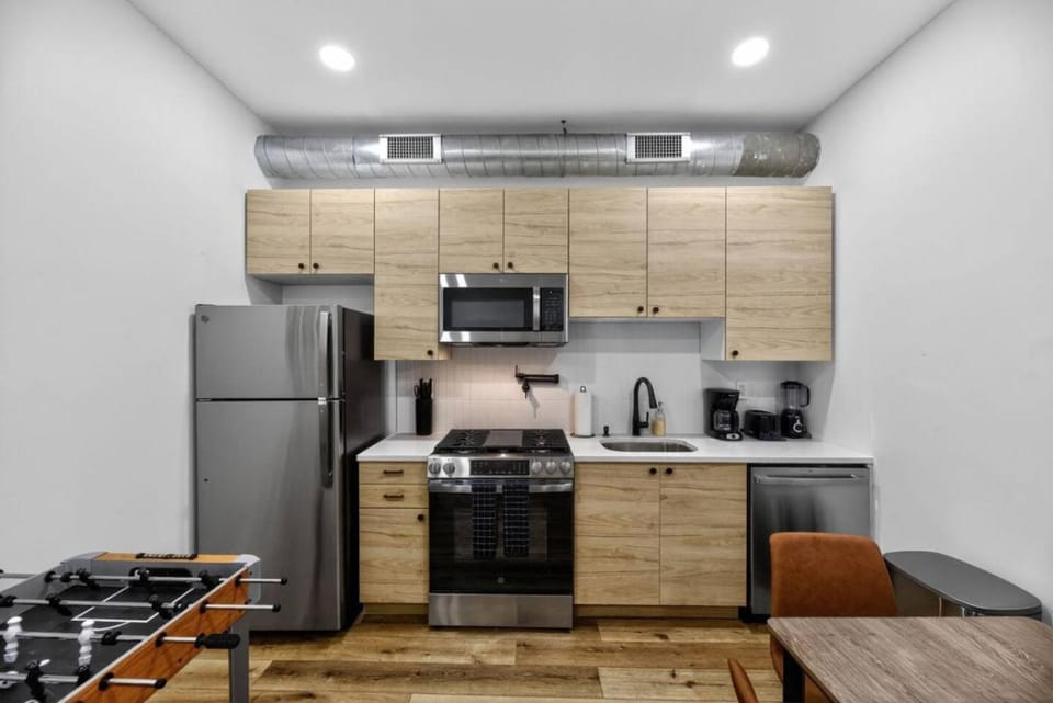Kitchen or kitchenette, dishwasher, oven, pet friendly, stove, toaster