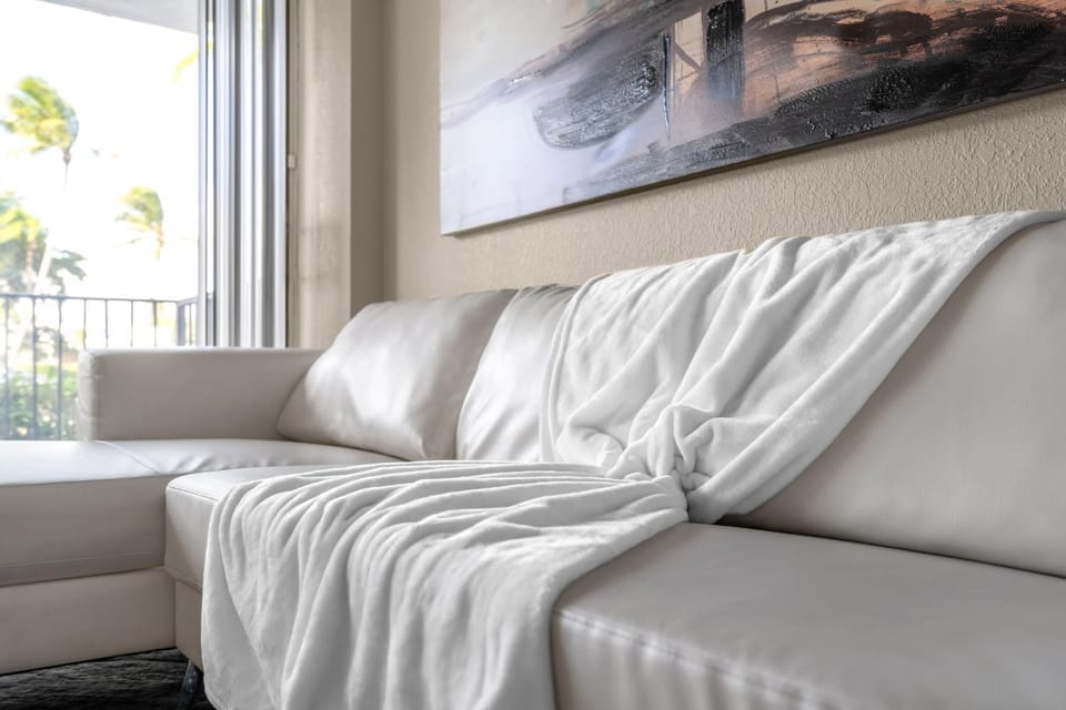Centrally Located 2 BED in the Heart of NMB Apartment in North Miami