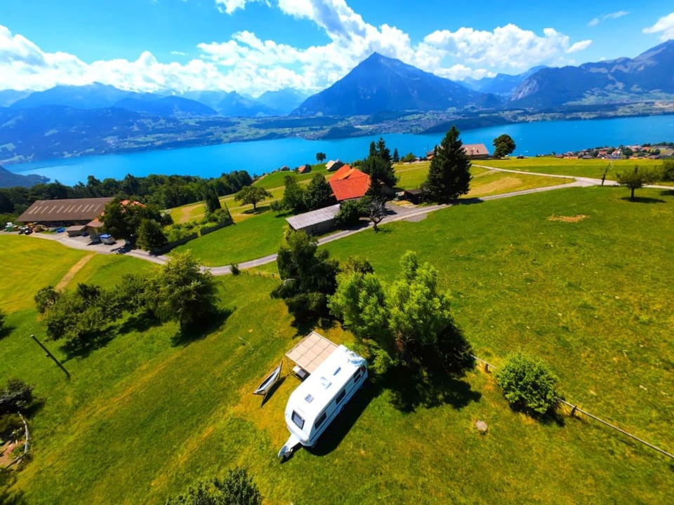 Concierge, Idyllic Farm, Scenic Views by SwissHut House in Canton of Bern (Region)