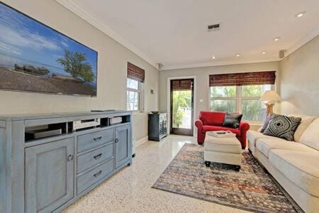 Private & Haven-ly Pool Home On Boating Canal House in Stock Island