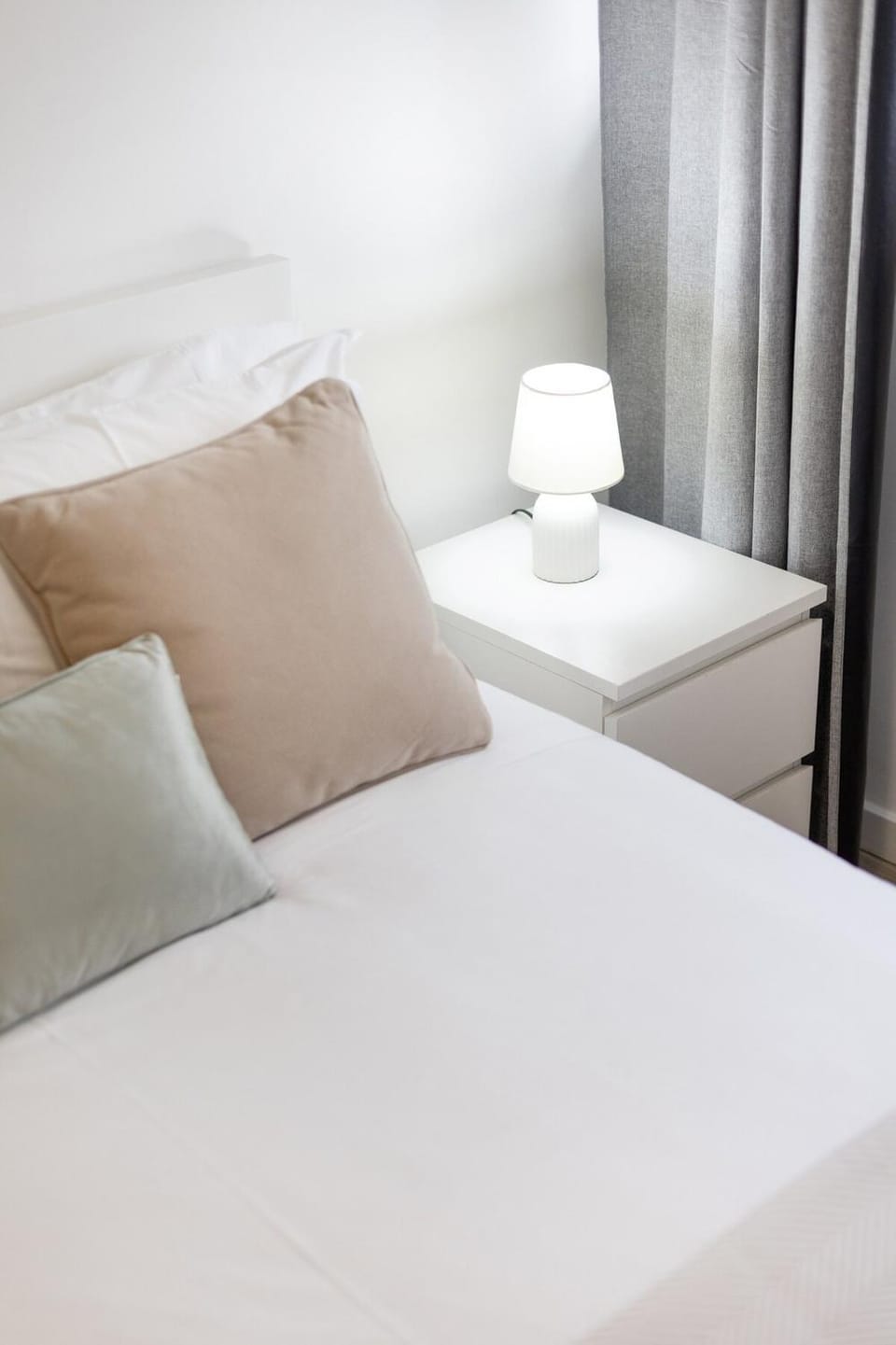 Smart Stay in Gaia | Cozy & Work-Ready Apartment in Vila Nova de Gaia