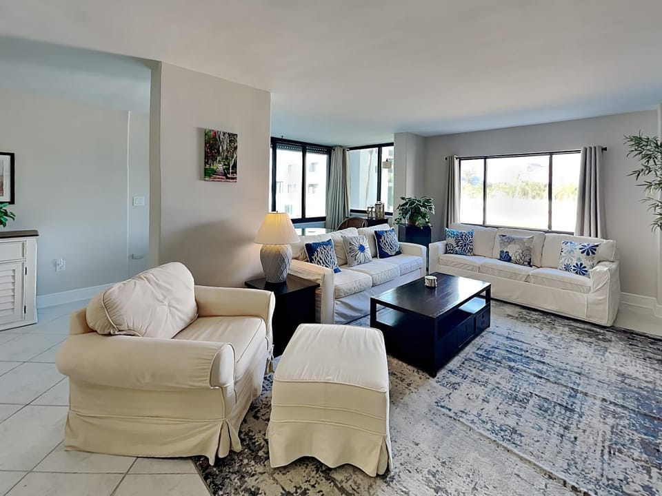 View (from property/room), Living room, Seating area, furniture