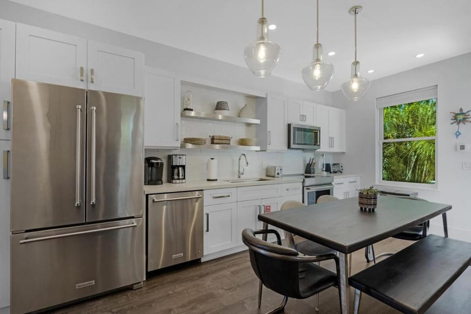 Southern Skies, Stylish Home in Old Town Key West House in Key West