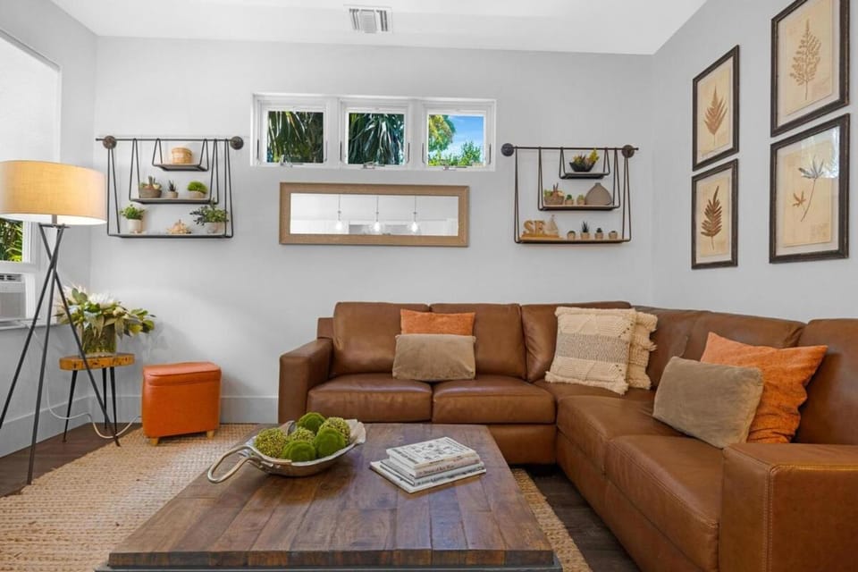 Southern Skies, Stylish Home in Old Town Key West House in Key West