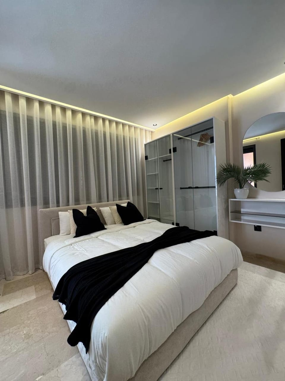 Bed, Photo of the whole room, Bedroom, wardrobe