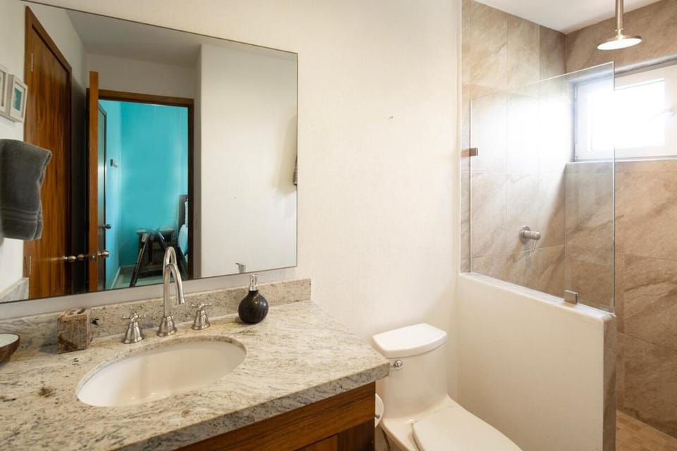 Gorgeous Penthouse across from Beach with Ocean Views! Apartment in State of Nayarit