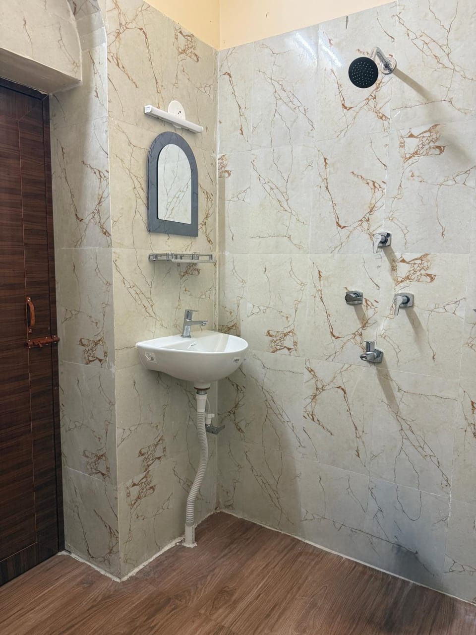 BM Shaw Guest House Bed and Breakfast in Kolkata