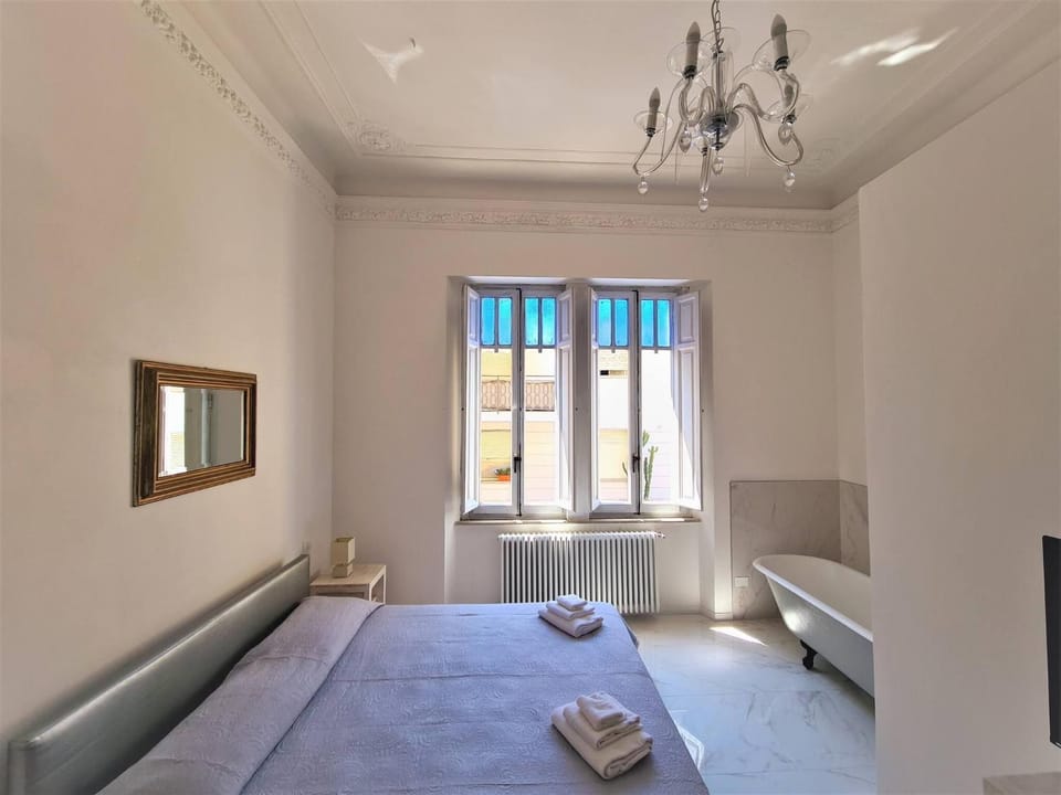 Bed, Decorative detail, Bedroom