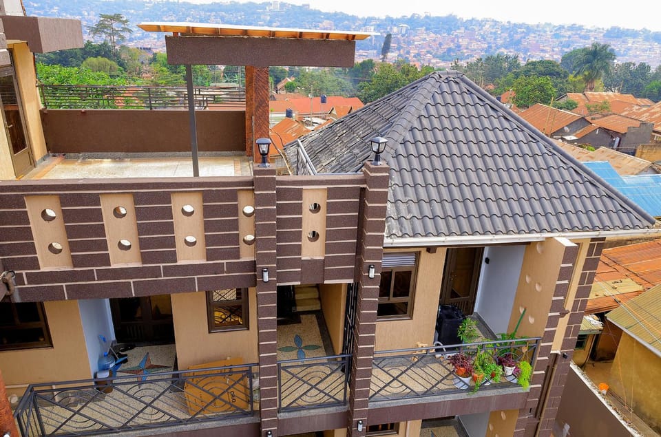 Property building, Neighbourhood, View (from property/room), Balcony/Terrace, City view, Street view