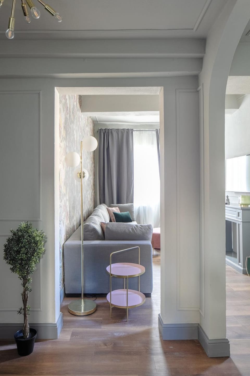 BRAND NEW - Luxury 4 bedroom and 4 bathroom at Duomo Apartment in Florence