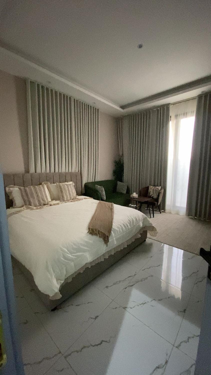 استوديو فاخر ببلكونة بحي السلام ووصول ذاتي Apartment in Riyadh