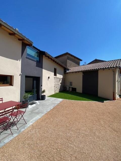 Property building, Patio, Day