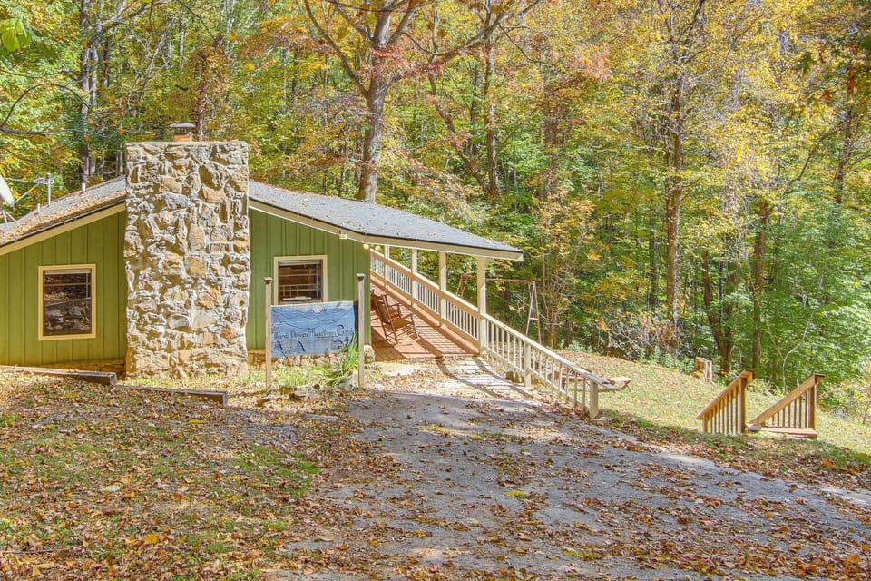 Beautiful Cold Mountain Views! Canton Cabin Cabin in East Fork