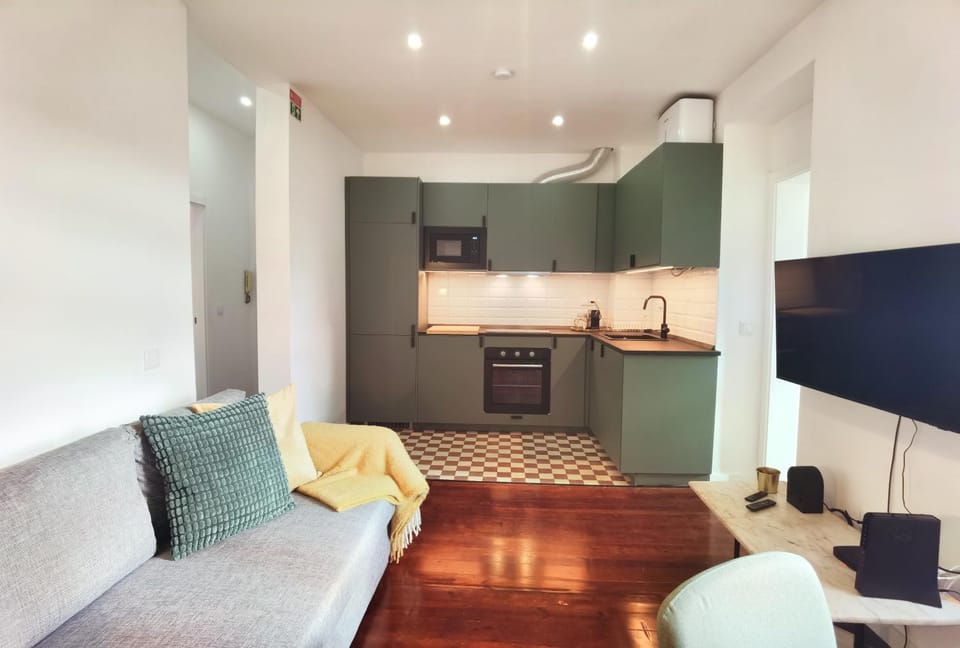 Kitchen or kitchenette, Living room