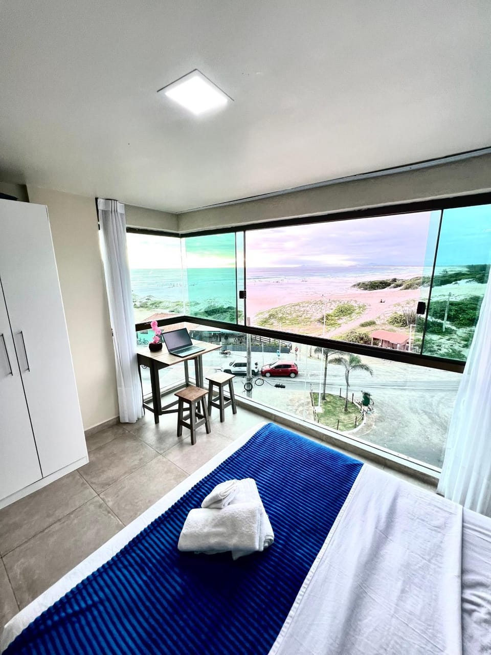 Bed, Natural landscape, View (from property/room), Photo of the whole room, Bedroom, towels