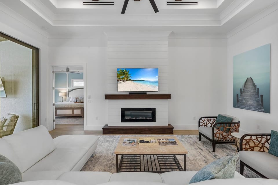 348 Marquesas Court House in Marco Island