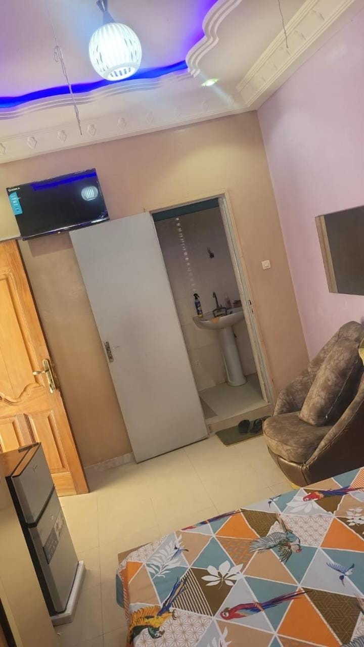 studio climatisé Apartment in Dakar Region, Senegal