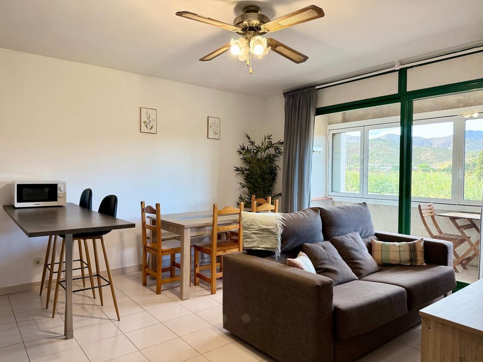 Apartamento 1 con Piscina en Llança Apartment in Alt Empordà