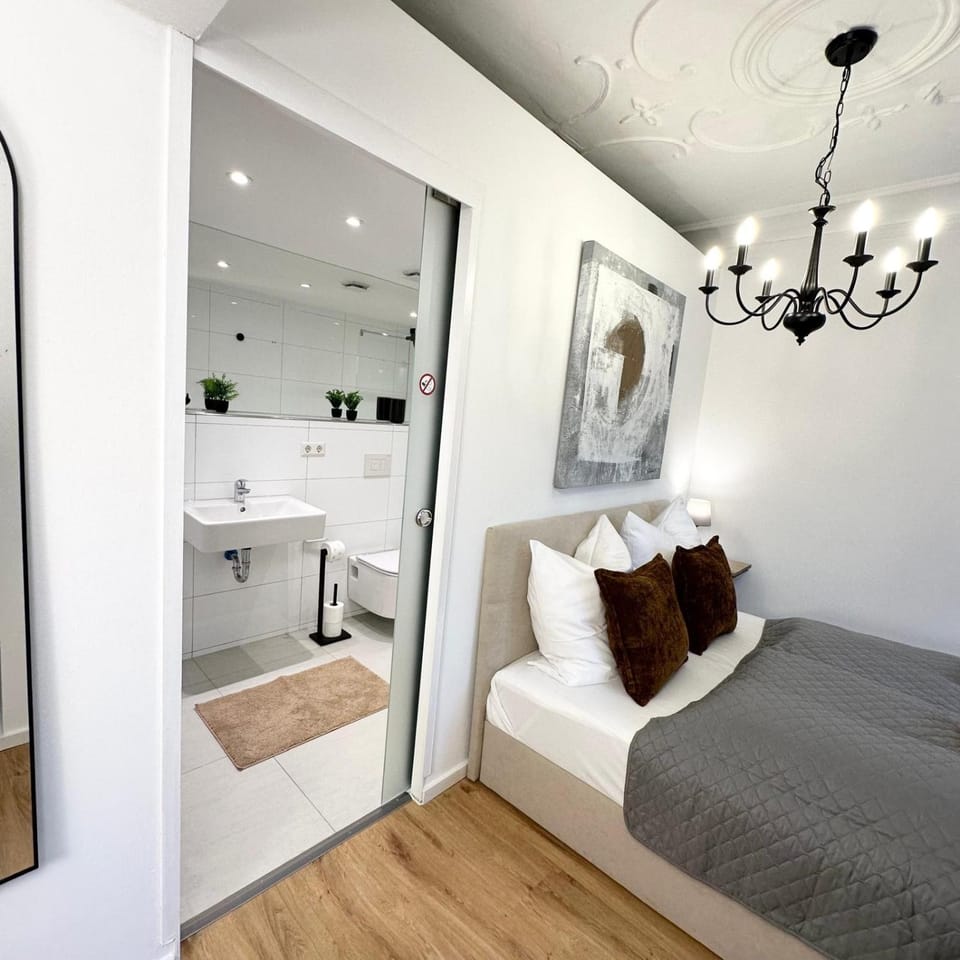Bed, Bathroom, Living room