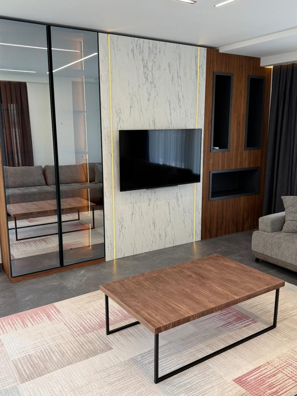 TV and multimedia, Living room, Seating area