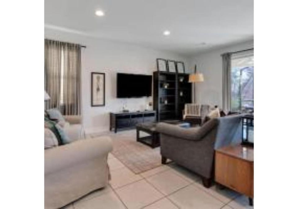 321 PC - Encore Oasis Luxury 5BR Home Private Pool House in Four Corners