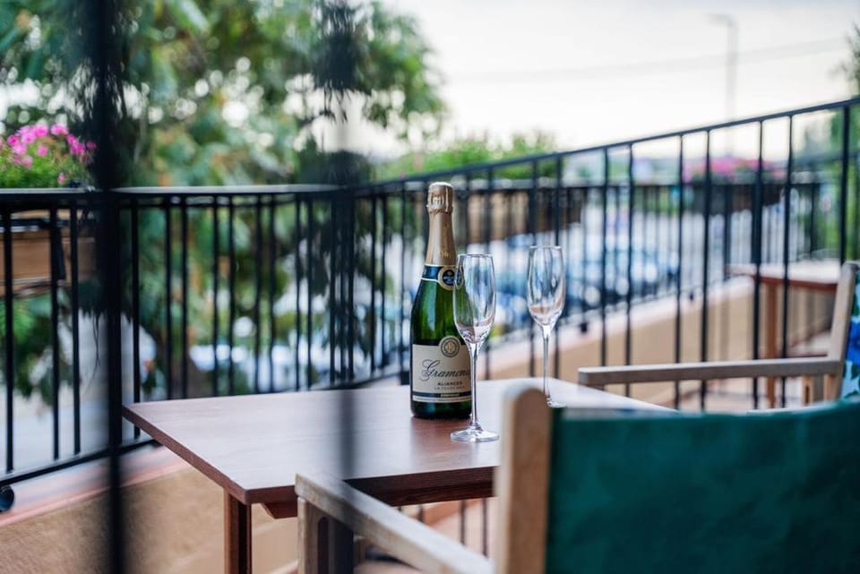 Hostal Boutique - Rivolto Rooms Bed and Breakfast in Maresme