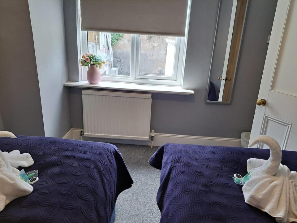 Cosy Station Escape Apartment in Brighton