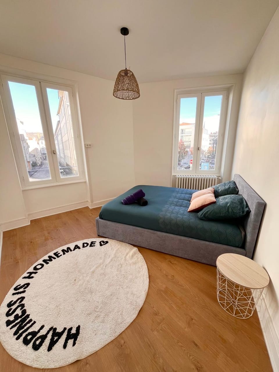 Grand appartement cosy 3 chambres centre ville 8 personnes refait à neuf Apartment in Clermont-Ferrand