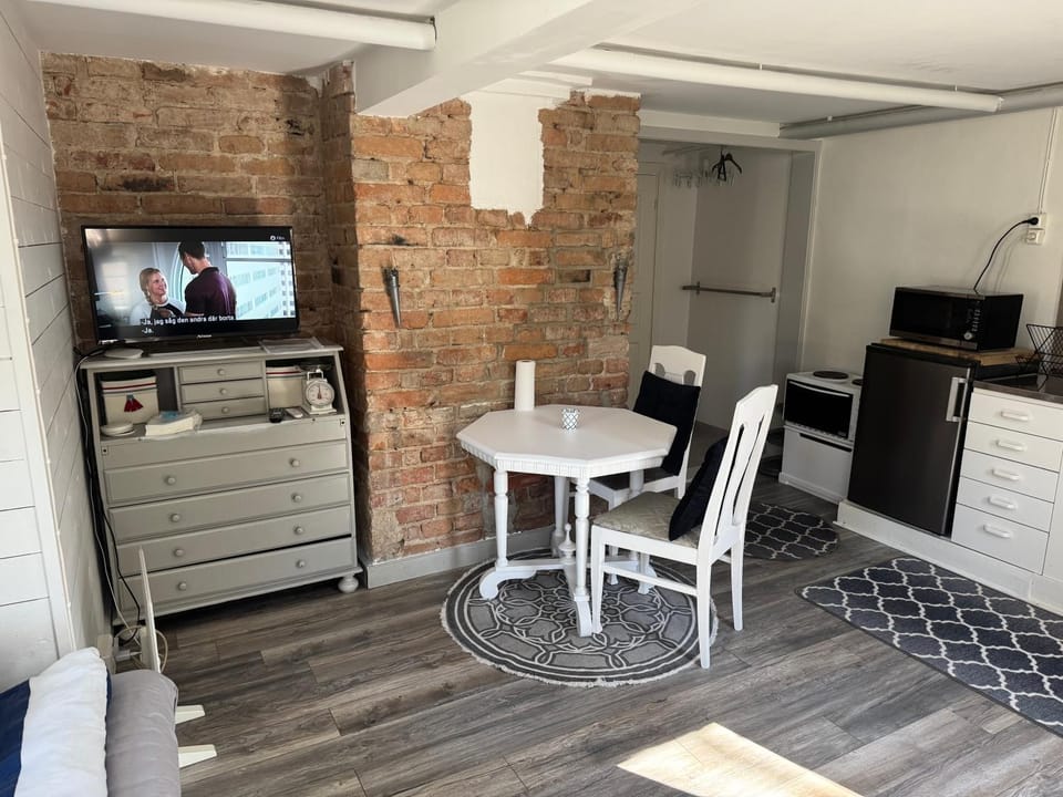 Semesterlägenheter 150m till Vänern Apartment in Västra Götaland County