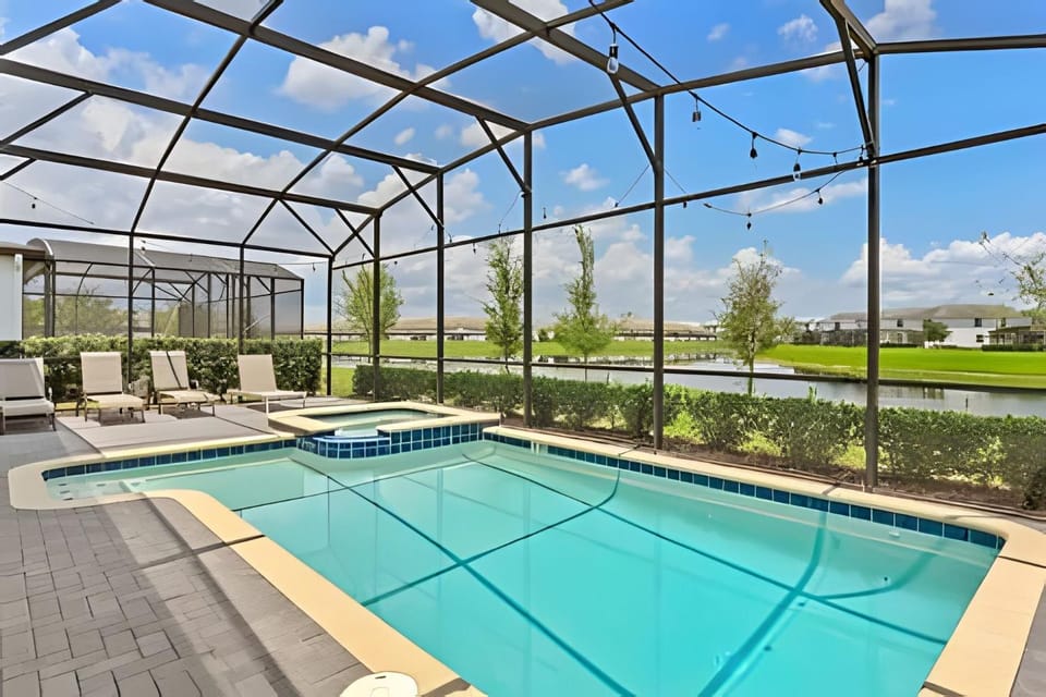 Luxury 6BR Villa w/ Pool, Spa & Near Disney House in Kissimmee