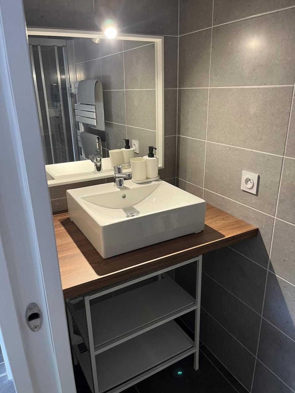 Ampuis centre - Appartement indépendant Apartment in Auvergne-Rhône-Alpes