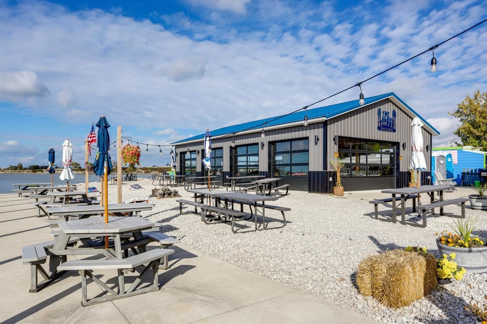 Walk to Lagoon Saloon! Chic Home on Nugent's Canal House in Lake Erie
