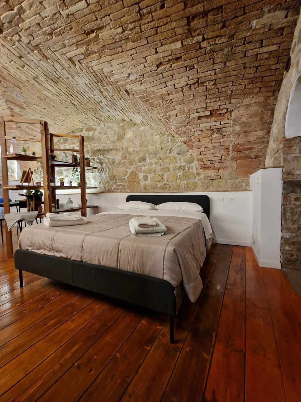 AM17 - The ancient cave Apartment in Perugia