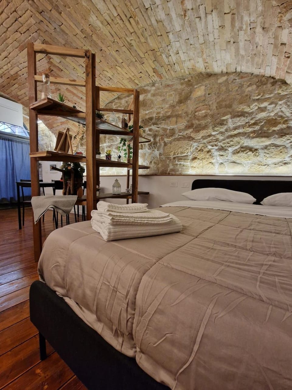 AM17 - The ancient cave Apartment in Perugia