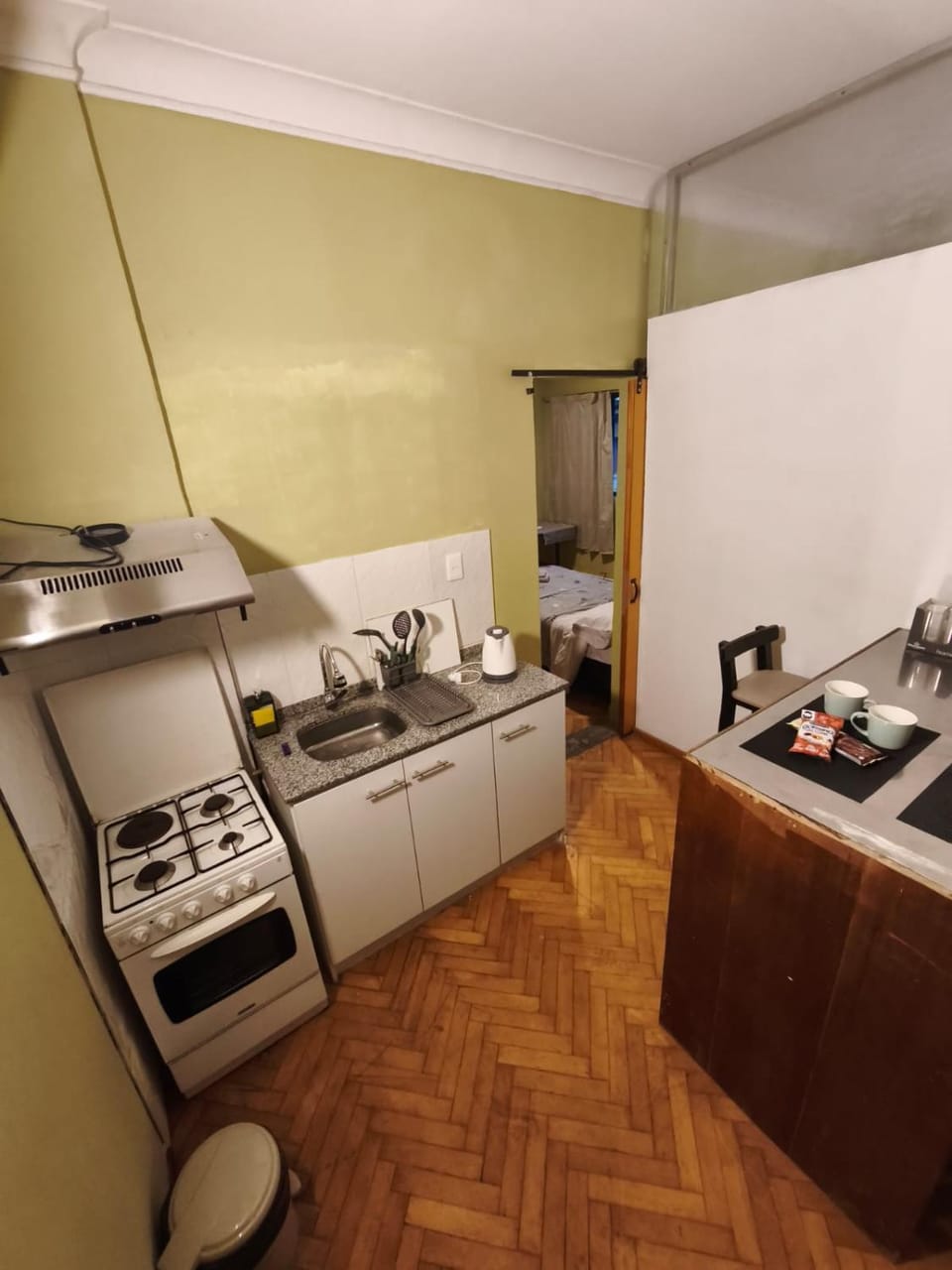 Kitchen or kitchenette, stove, kitchen