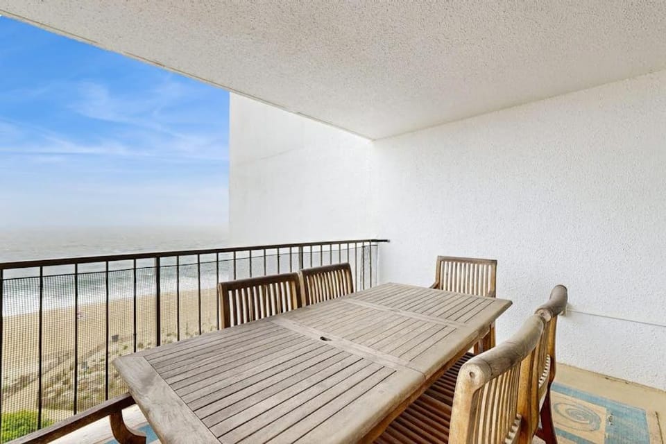 Pyramid 8K House in Ocean City