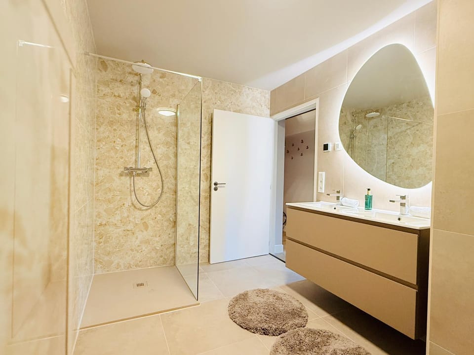 De Baronie - In de winkelstraat Apartment in Breda