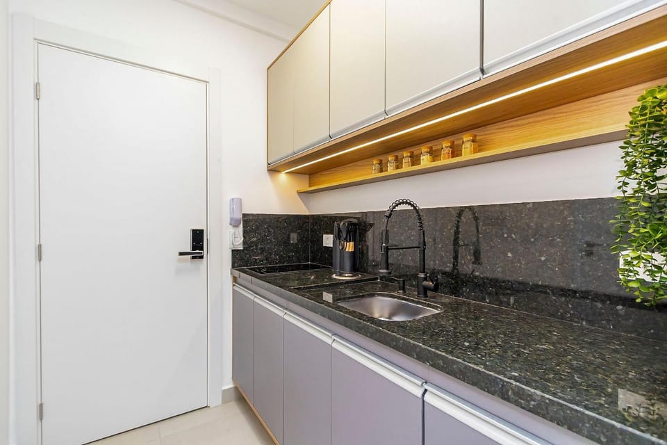 Studio Completo com Garagem no Batel - SOH0303 Apartment in Curitiba